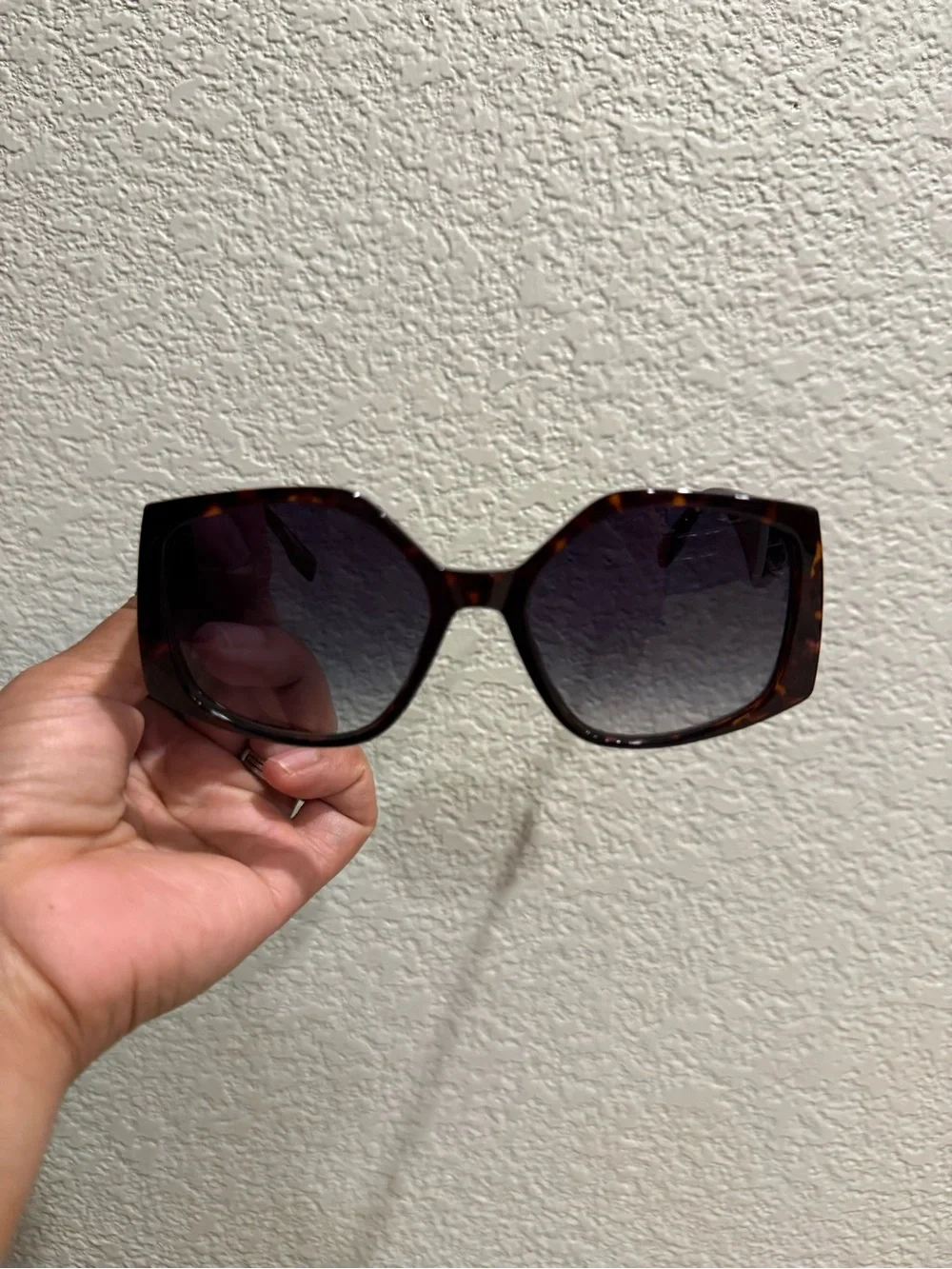 Karl Lagerfeld Women’s Geometric Tortoise Sunglasses (with Case)